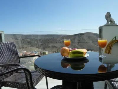 Bebidas en Holiday home with great views and Pool