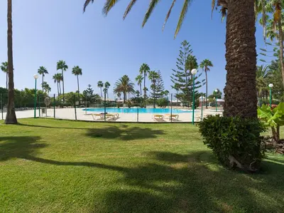 Piscina en o cerca de Tunos 83