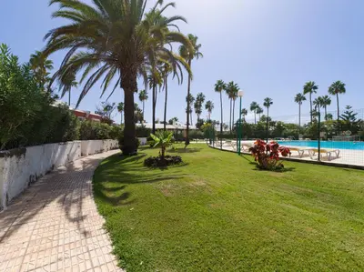 Piscina en o cerca de Tunos 83