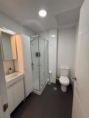 Un baño de Apolo Studio: Apartamento en Playa de Las Canteras