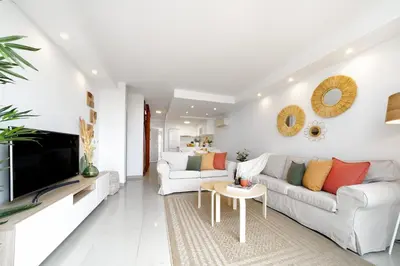 Una televisión o centro de entretenimiento en Villa Maya by Maspalomas Holiday Villas
