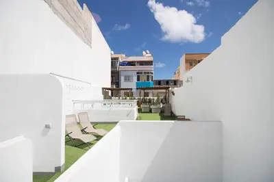 Edificio en el que se encuentra el albergue