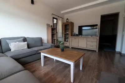 Una televisión o centro de entretenimiento en El Recoveco de La Solana