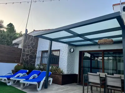 Un patio o zona al aire libre en Bungalow Yumbo