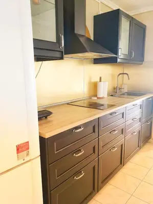 Una cocina o zona de cocina en The perfect place to relax Bedroom with hot tub, beautiful tropical garden area. Bbq and big open spaces through all the house.It is located in a quiet place, but still 5 min away from the touristic Puerto Rico and walking distance from the beach
