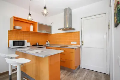 Una cocina o zona de cocina en Amadores Top Views apartment
