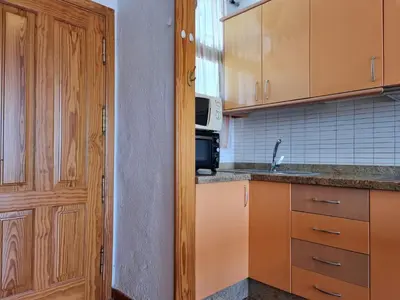 Una cocina o zona de cocina en Barbados II Yumbo Two Bedroom Apartment