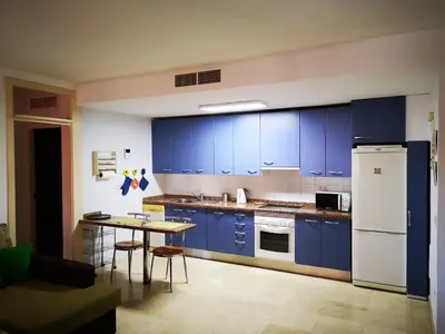 Una cocina o zona de cocina en Acogedor apartamento en primera línea de playa Las Canteras