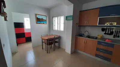Una cocina o zona de cocina en 2BR Home - 3 min to Agaete Beach - Pool