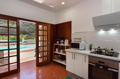 Una cocina o zona de cocina en Sun Cay by VillaGranCanaria