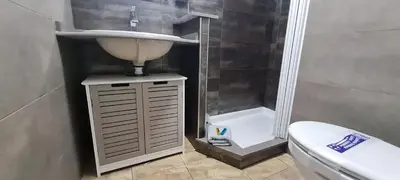 Un baño de Marlenghi Apartments The good life Jumbo Centrum