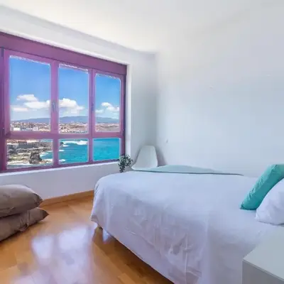 Cliff Suite Las Canteras
