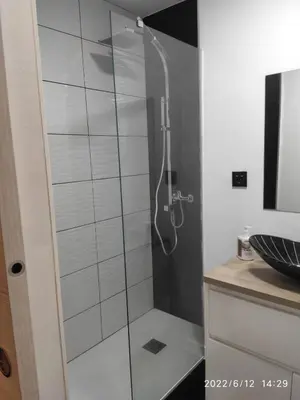 Un baño de Winnie's Homestay