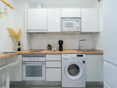 Una cocina o zona de cocina en LuxuryFlats La Isleta - 2BR - Balcony - Parking - Beach