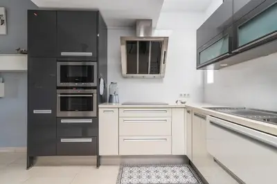 Una cocina o zona de cocina en Vivelorural Club 14, terraza y piscina