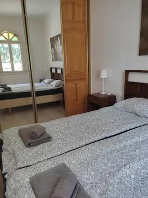 Cama o camas de una habitación en Charming 1 Bedroom Apartment in Puerto de Mogn