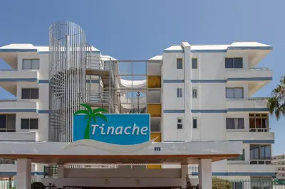 Edificio en el que se encuentra el apartamento