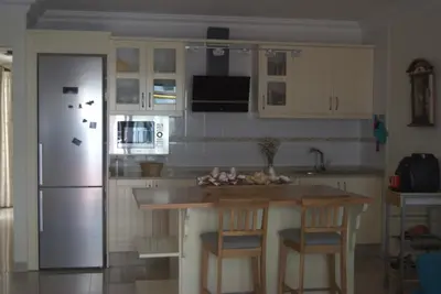 Una cocina o zona de cocina en APARTAMENTO AVDA. LAS ARTES