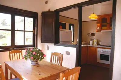 Una cocina o zona de cocina en Cuevas Morenas