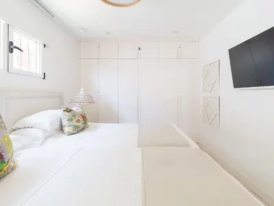 Cama o camas de una habitación en MY SEA VIEW HOLIDAY APARTMENT