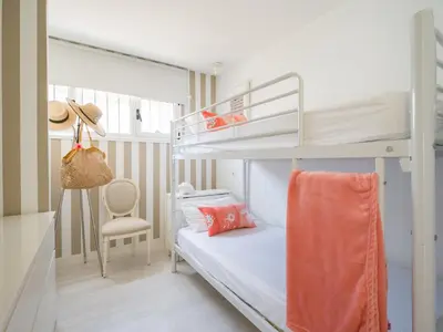 Cama o camas de una habitación en MY SEA VIEW HOLIDAY APARTMENT
