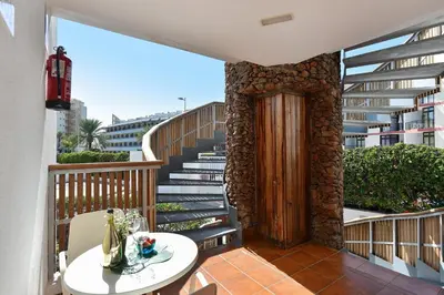 Un balcón o terraza de Apartment Aida 202 by VillaGranCanaria