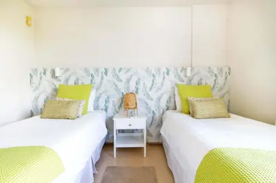 Cama o camas de una habitación en Salobre Los Lagos 8