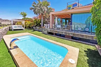 Piscina en o cerca de Salobre Los Lagos 8