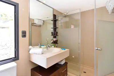 Un baño de Holiday Home Villa Gema
