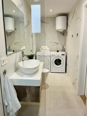 Un baño de Premium La Strada