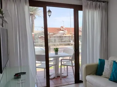 Un balcón o terraza de Apartamentos Los Balandros by SunHousesCanarias