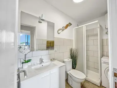 Un baño de Sunny Patalavaca - Ocean View Apartment