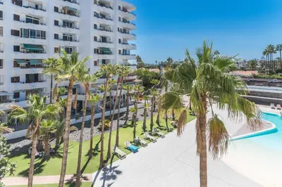 Piscina en o cerca de Home2Book Ard Cool Apartment Playa del Inglés