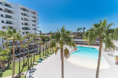 Piscina en o cerca de Home2Book Ard Cool Apartment Playa del Inglés