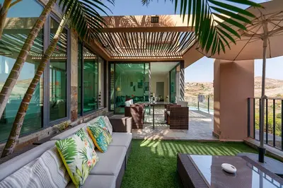 Zona de estar de Villa mit Pool Los Lagos 16