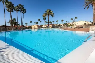 Piscina en o cerca de Bungalow Santa Fe en Playa del Inglés