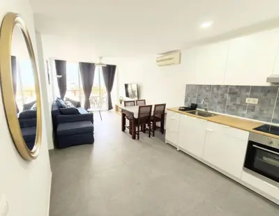 Una cocina o zona de cocina en Acogedor Octavo Hábitat by CASAS COCODRILO