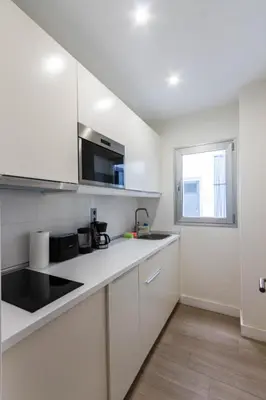 Una cocina o zona de cocina en Hola Beach Suite