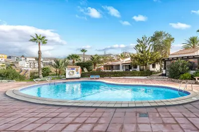Piscina en o cerca de Bungalow Canarios 1 ,Arguineguín