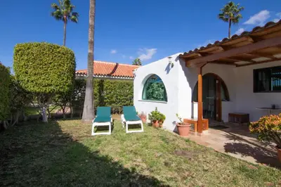 Jardín al aire libre en Deluxe Las Palomas - by Gestión Vacacional Canarias