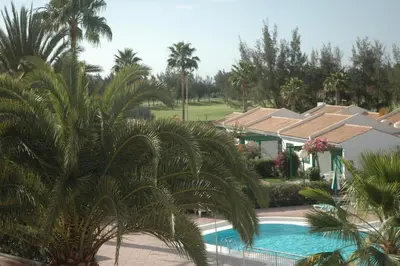 Piscina en o cerca de Bungalows Campo Golf