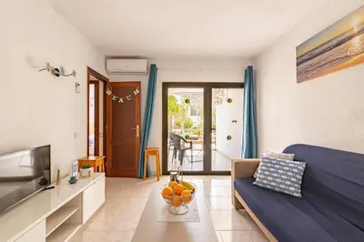 Zona de estar de SeaBliss Beach of Dunes, Terrace and Pool!