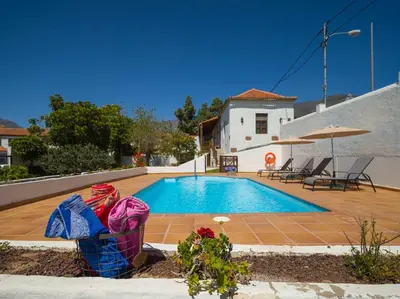 Piscina en o cerca de CASA RURAL LA MONTAÑETA