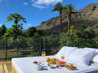 Comida en o cerca de este apartamento