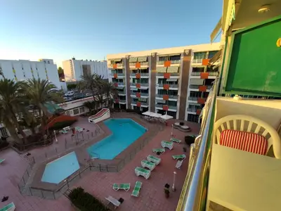 Piscina en o cerca de Maspalomas dunes