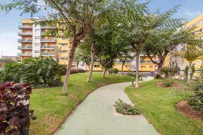 Jardín al aire libre en Home2Book Comfy Apartment Rambla
