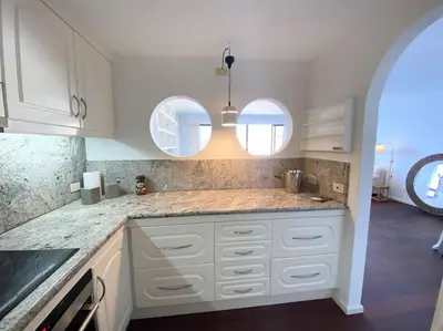 Una cocina o zona de cocina en 100 m2 Penthouse on the beach.
