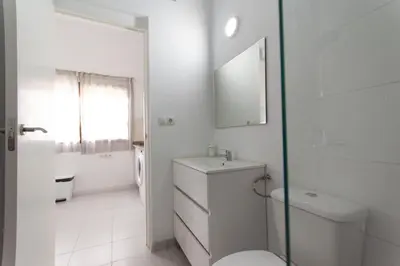 Un baño de Piso Reformado