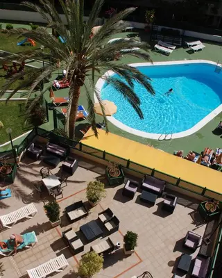 Piscina en o cerca de Apartamentos Las Dunas
