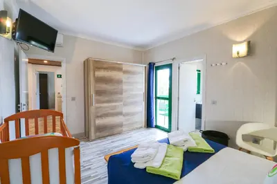 Cama o camas de una habitación en Majestic Mountain Villa with heated pool